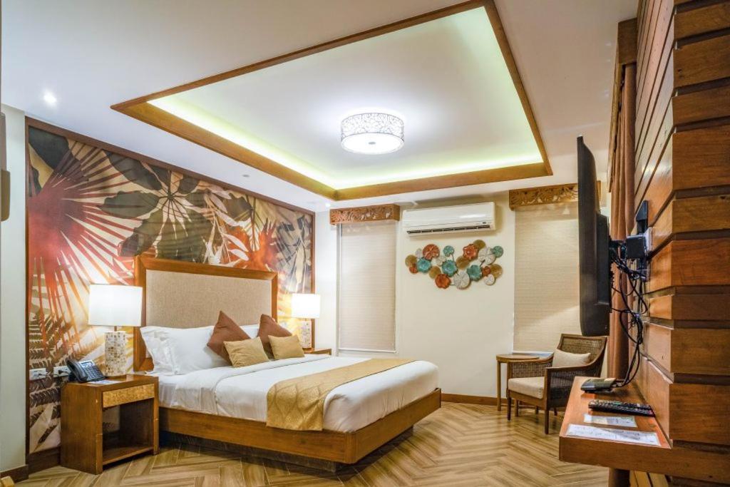 La Jolla Luxury Beach Resort Bagac Εξωτερικό φωτογραφία